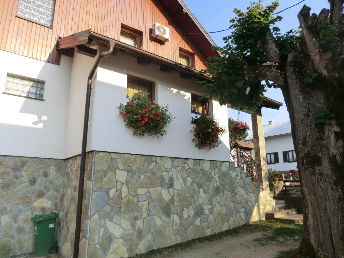 Ethno House Izvor Hotell Vrelo Koreničko Exteriör bild