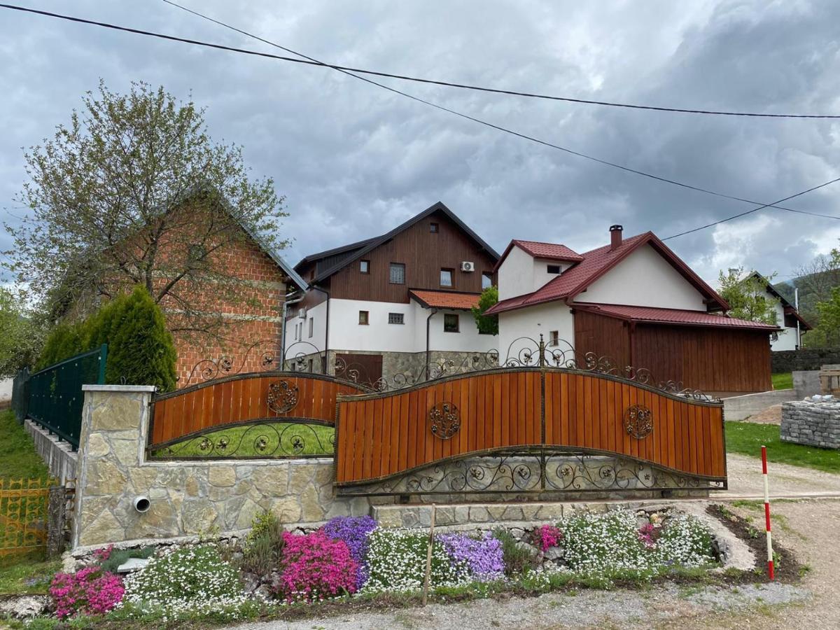 Ethno House Izvor Hotell Vrelo Koreničko Exteriör bild