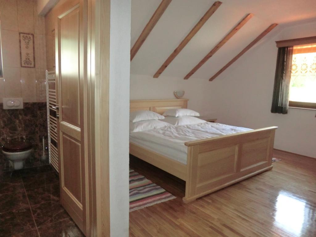 Ethno House Izvor Hotell Vrelo Koreničko Exteriör bild