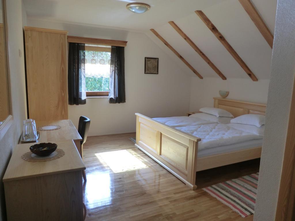 Ethno House Izvor Hotell Vrelo Koreničko Exteriör bild